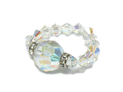 Crystal ball stertch fashion ring