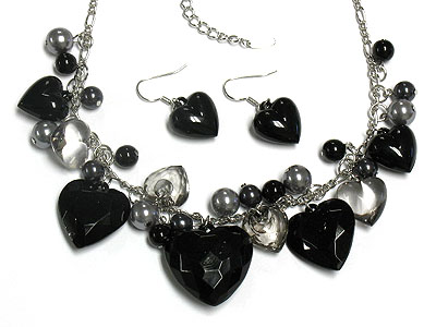 Multi acryl puff heart and pearl beads dangle necklace and earring set 