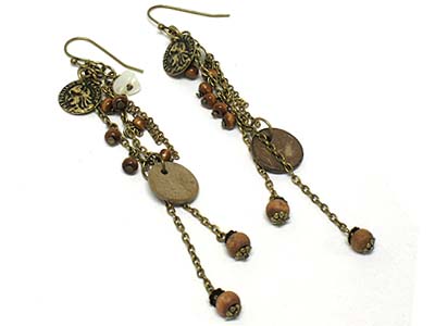 Antique style wood dangle earring