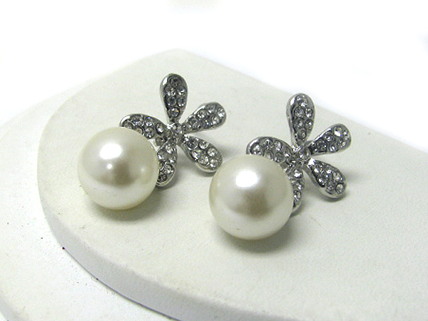 Pearl and crystal flower earring