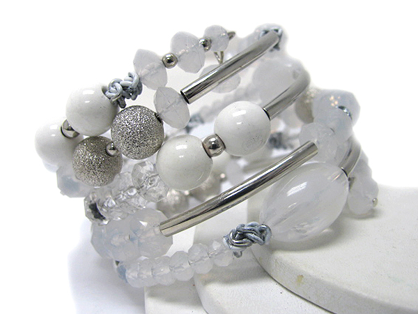 Multi ball and metal tube link stretch bracelet