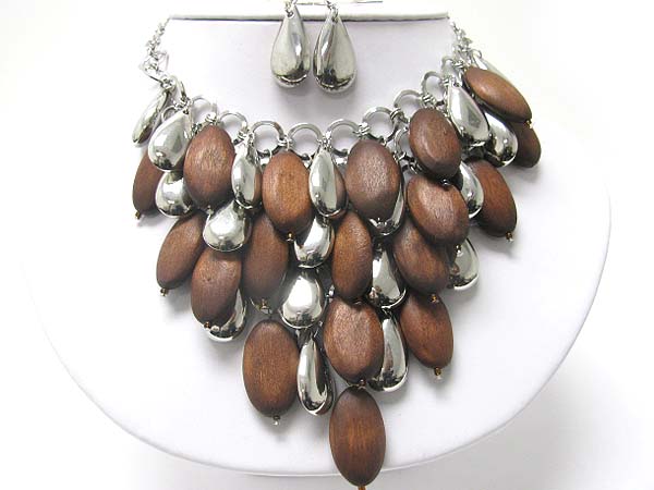 Multi wood and metal tear drop scale necklace earring set