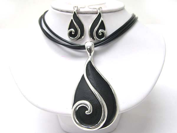 Enameled metal swirl tear drop pendant cord neckalce earring set?