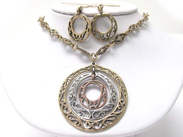 Tri tone filigree metal round pendant necklace earring set