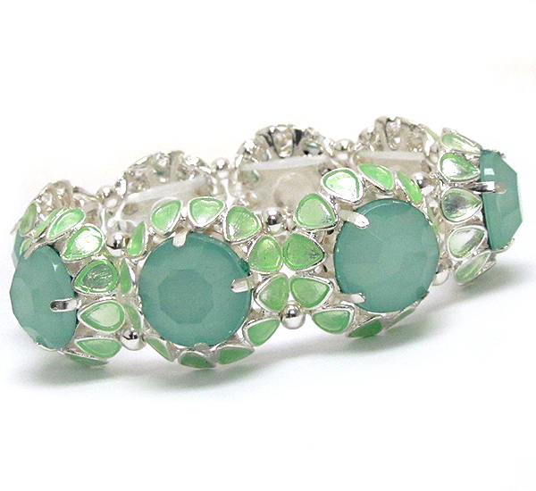 Acrylic and epoxy deco cup cake stretch bracelet