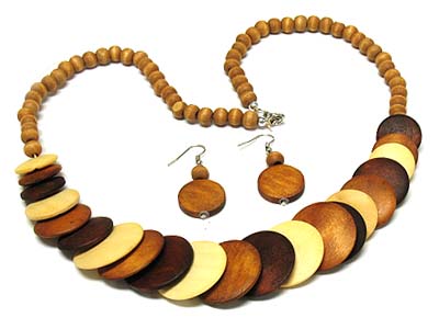 Wooden disk and bead necklace and earring set