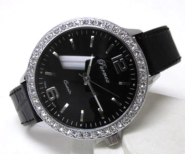 Extra large crystal round face and leather fashion band watch