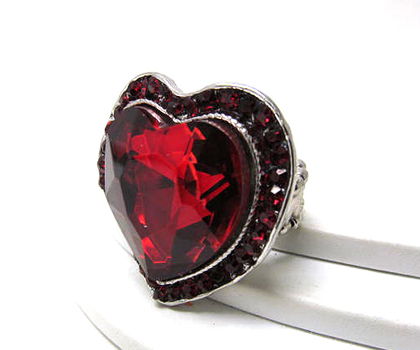 Facet heart glass and crystal deco stretch cocktail ring -valentine