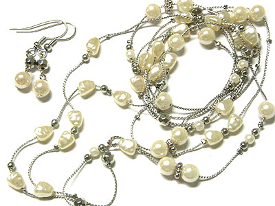 Multi pearl beads 60 inch long necklace