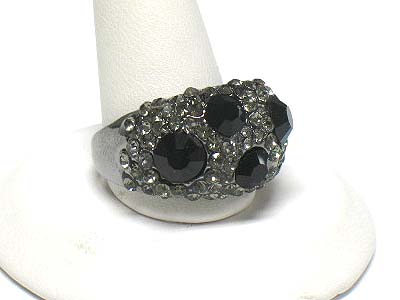 Crystal bubbled metal fashion ring