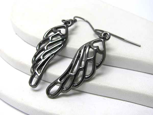 Metal angel wing earring