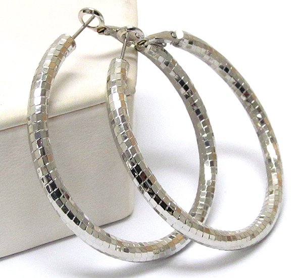 Psychic metal twist hollow hoop earring - hoops