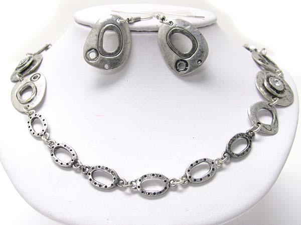 Textured metal link necklace earring set