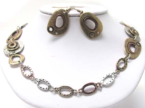 Textured metal link necklace earring set