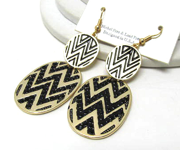 Crystal and epoxy oval zigzag drop earring