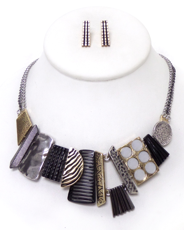 Multi metal statement necklace set