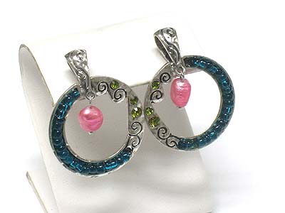 Dyed pearl dangle metal casting earring