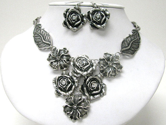 Crystal stud multi flower link v necklace earring set