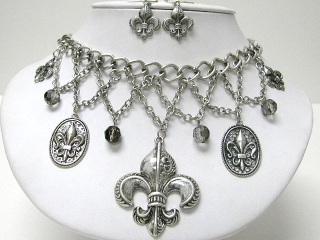 Metal fleur de lis and facet beads hanging drop necklace earring set