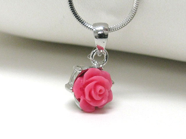 Made in korea whitegold plating acryl rose flower pendant necklace 