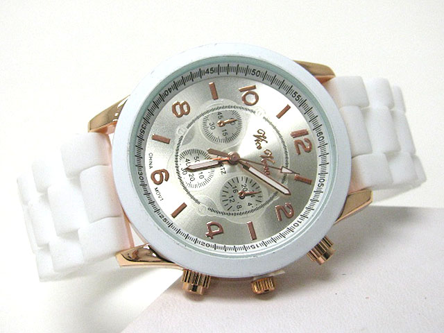 Acryl round face rubber band boy friend watch