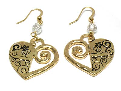 Metal having picture heart dangle earring