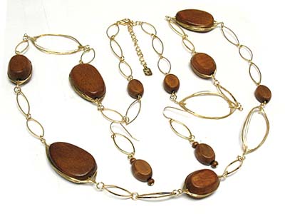 Multi wood nugget and metal wire link long necklace and earring set