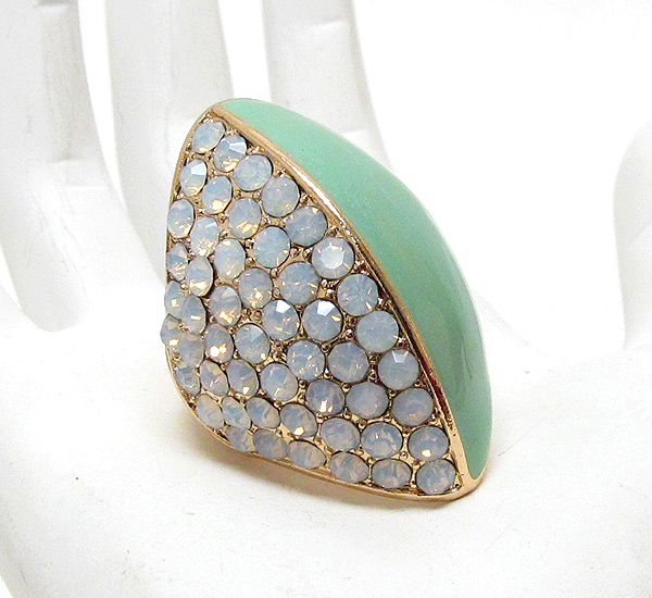 Half epoxy and half crystal pave puff shape stretch ring