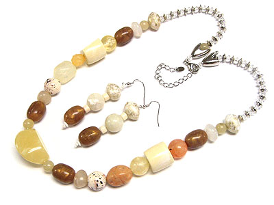 Natural genuine stone necklace and earring set