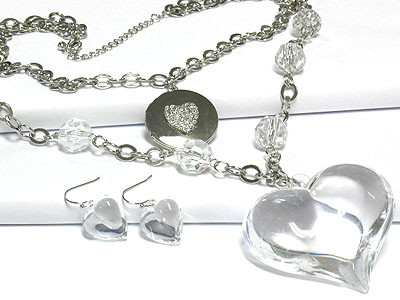 Rock crystal look lucite heart and crystal deco necklace and earring set  - nude fashion trend