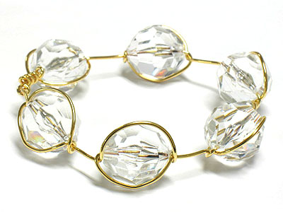 Rock crystal look lucite ball metal wired bracelet  - nude fashion trend