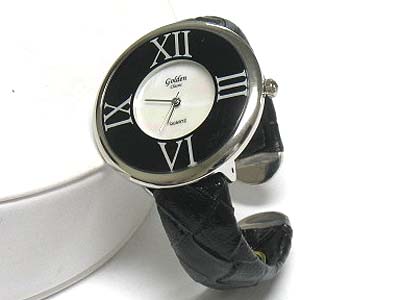 Roman number dial round face cuff bangle watch