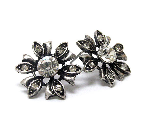 Crystal deco flower earring