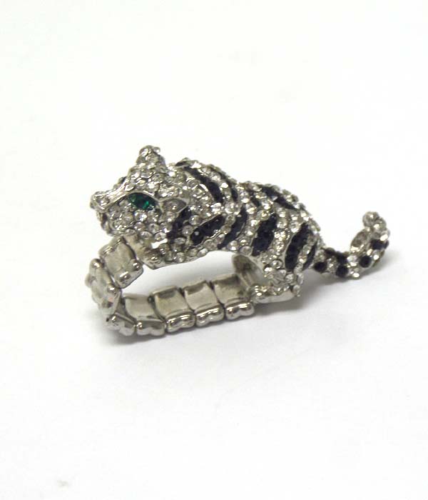 Crystal and epoxy tiger stretch ring