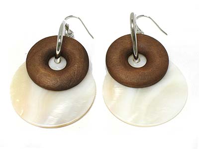 Shell disk and wood donut earring 