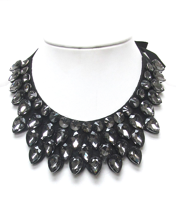 Teardrop crystals cloth necklace