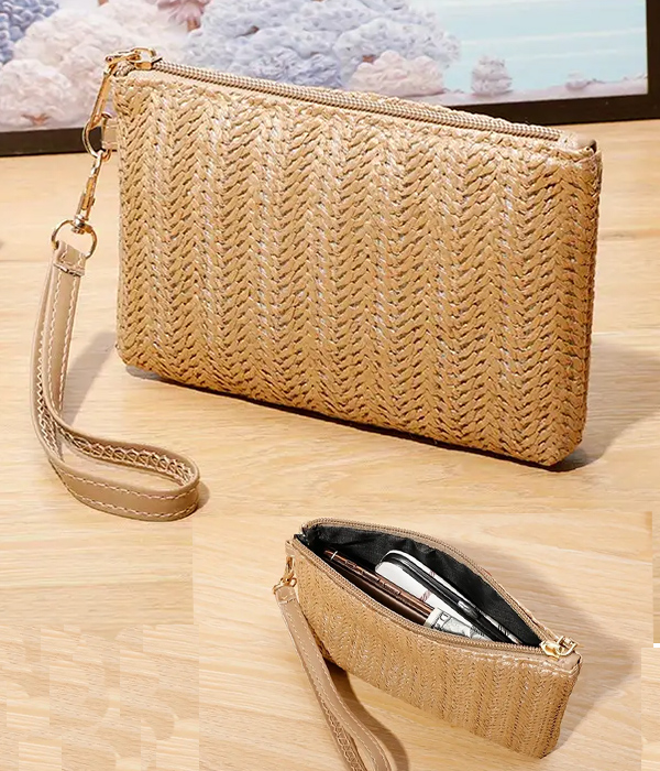 Beach straw wristlet purse