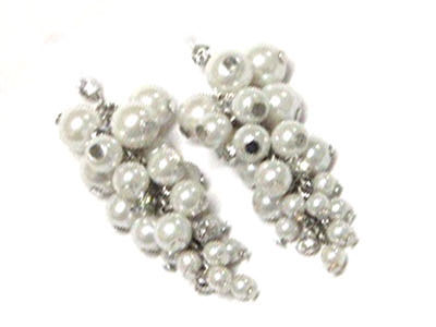 Chunky pearl beads cluster drop earring