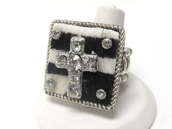 Fur and crystal deco cross stretch ring