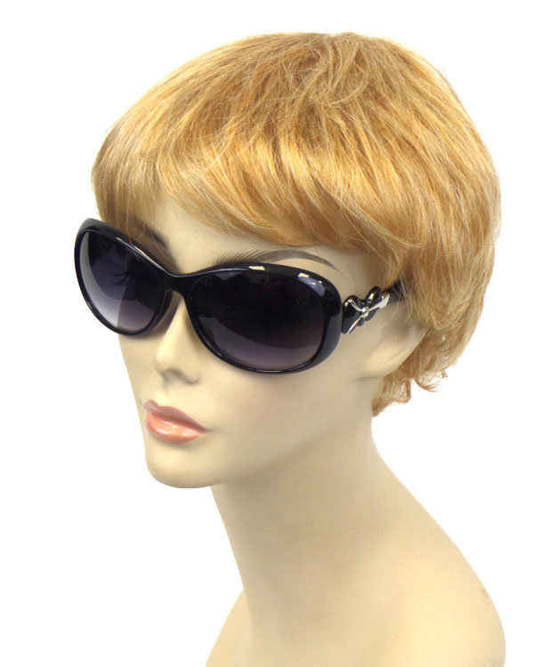 Metalic accent hinge sunglasses - uv protection