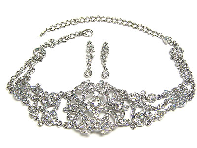 Victorian style austrian crystal  detail casting necklace and earring set