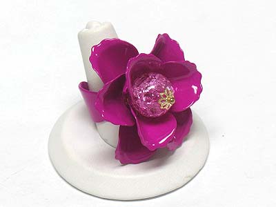 Enamel metal flower ring