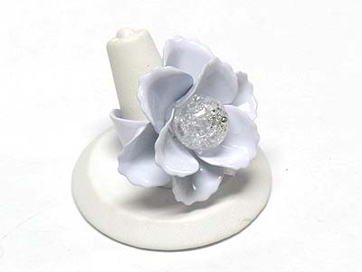 Enamel metal flower ring