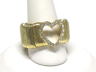 Crystal heart shape stretch ring