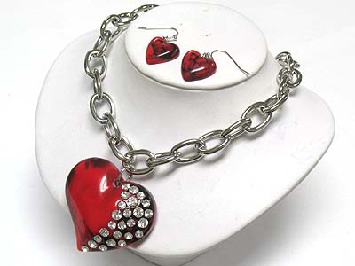 Half crystal marblic heart pendant necklace and earring set