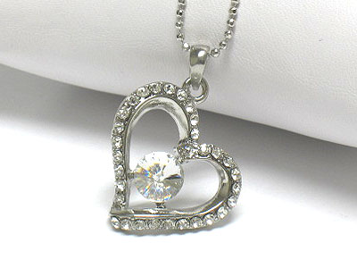 Crystal heart peandant necklace