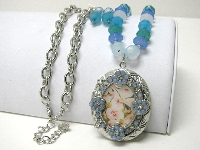 Flower deco oval photo frame medallion mixed glass beads and chain necklace earring set