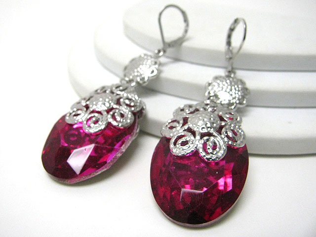 Austrian crystal fracet oval disk earring?