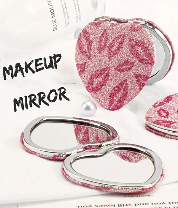 Lips pattern compact pocket mirror