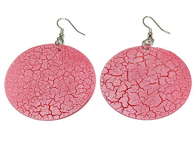 Crack pattern shell disk earring